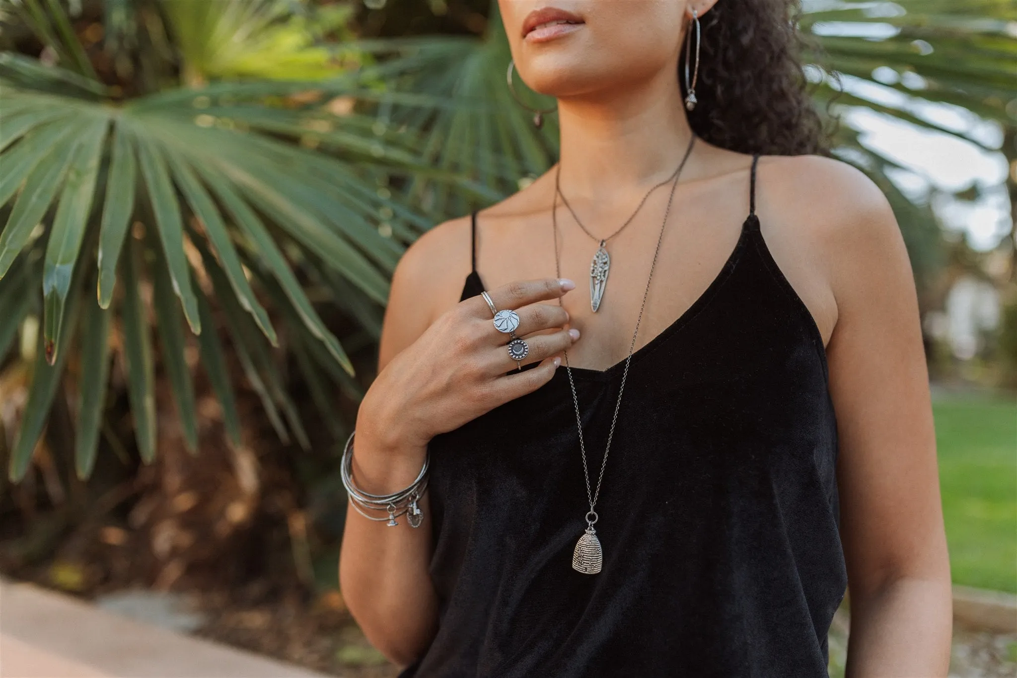BEEHIVE Victorian Necklace - SILVER