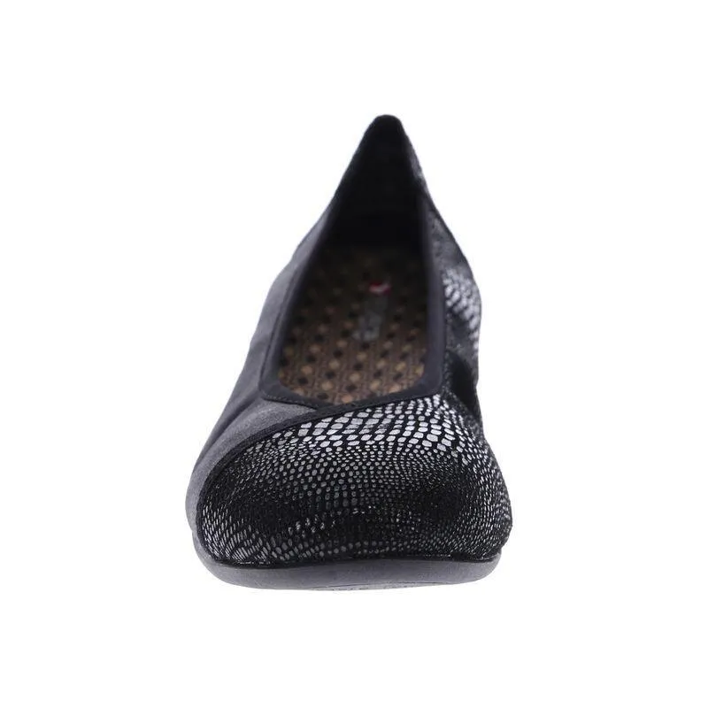 Nairobi Ballet - Final Sale