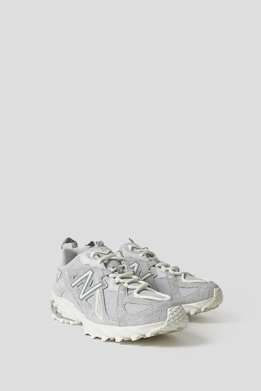 SNEAKERS 610T RAIN CLOUD ET GREY MATTER