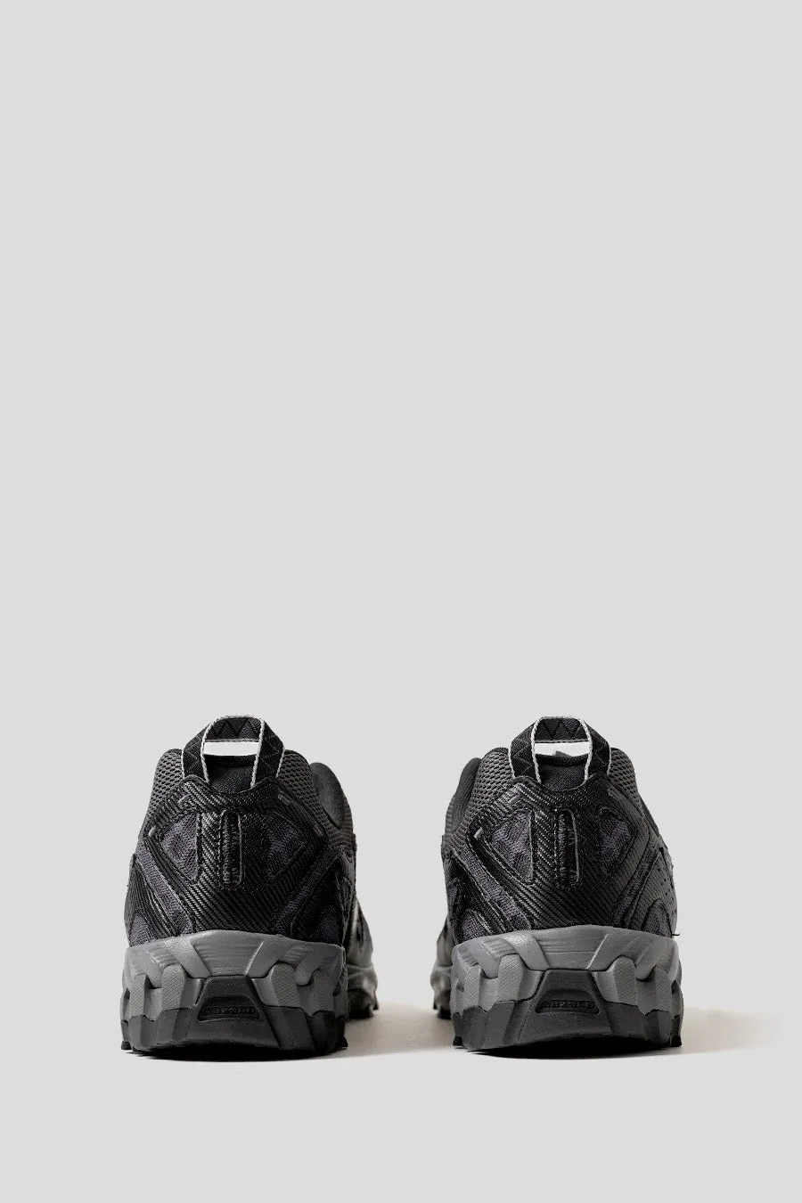 SNEAKERS 610TV1 MAGNET ET BLACK