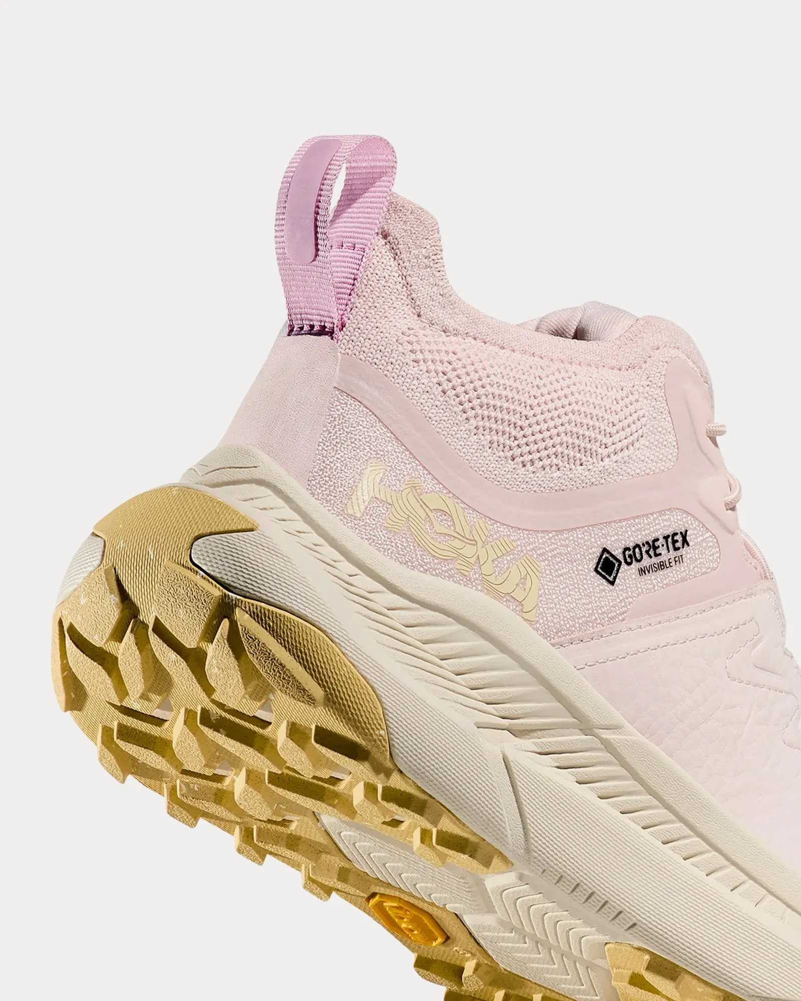 Transport Chukka Gore-Tex Cosmic Pearl / Oat Milk Running Shoes